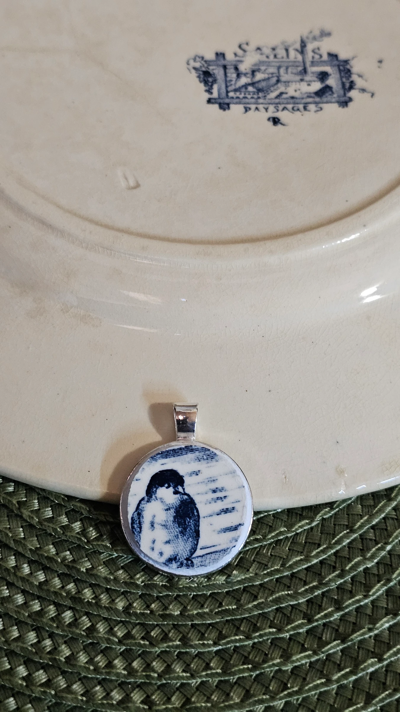 Pendant with iron earth plate from Salins Landscapes model – photo 4